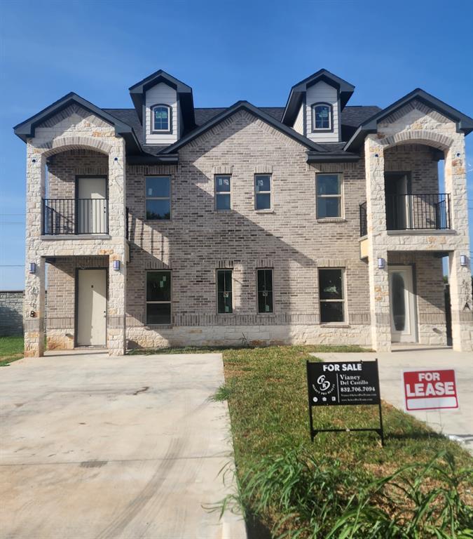 6910 Keats St Unit B, Houston, TX 77085 Condo for Rent in Houston, TX