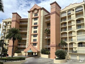Building Photo - 102 Riverside Dr