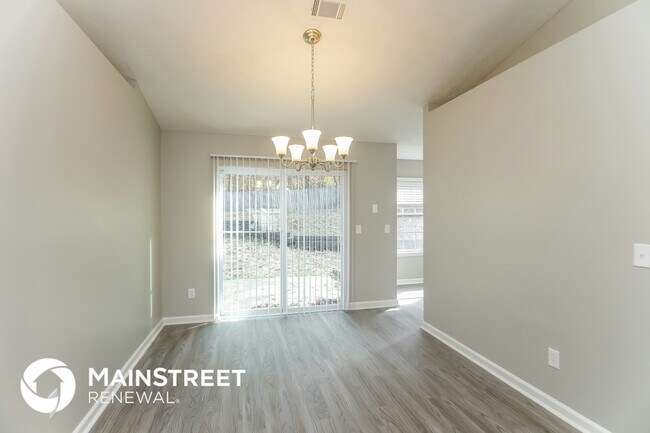 Foto del edificio - 1345 Iron Gate Blvd