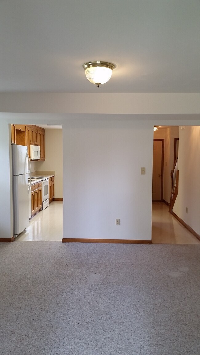 2060 Iowa St Unit 2060 Iowa St, Chesapeake, VA 23323 Apartments in