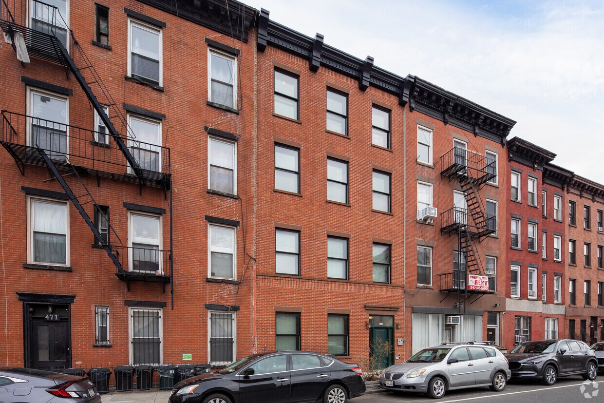Primary Photo - 473 Hicks St