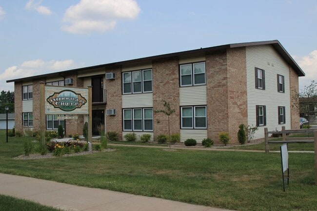 Interior Photo - Woodfield Circle