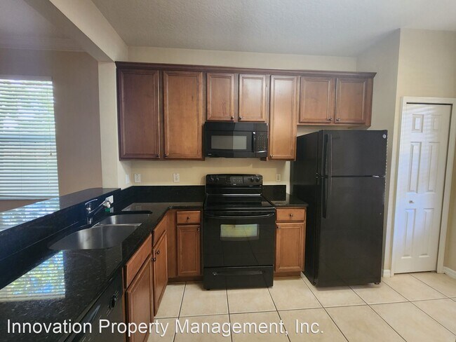Building Photo - 3 br, 2.5 bath House - 3251 Retreat View C...