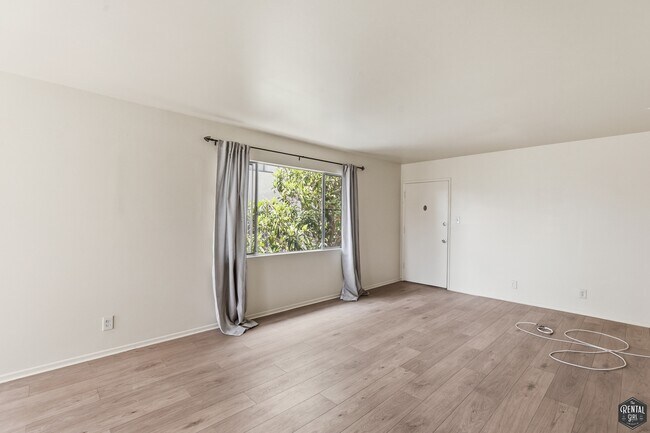 Foto del edificio - 3757 Glendon Ave
