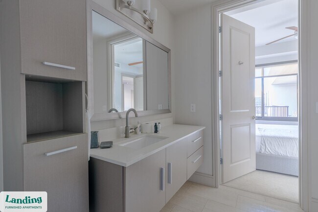 Foto del edificio - 1414 Wood Hollow Dr