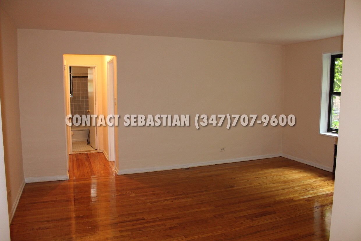 Primary Photo - 141-50 85th Rd