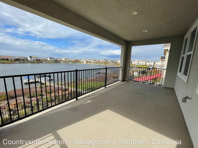Foto del edificio - 5 br, 4 bath House - 17933 Eastman Court