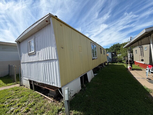 Foto del edificio - 2825 SE 14th St