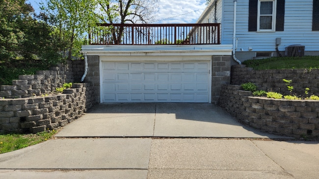Building Photo - 6801 Vincent Ave S