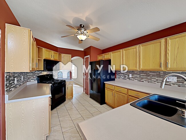 Foto del edificio - 2556 W Saguaro Bluffs Dr