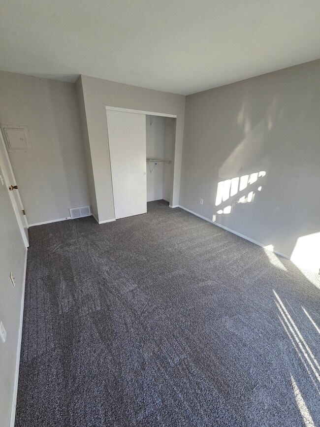 Foto del edificio - 3223 Schuetzen Ln