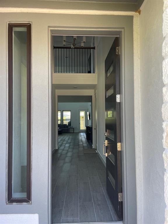 Building Photo - 154 Renodes Garden Ln