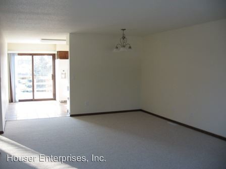 Building Photo - 1413 Dolen Pl