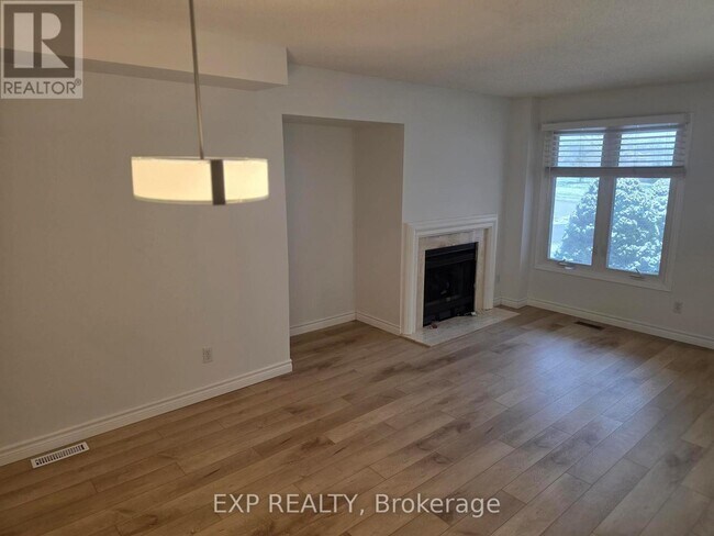 Photo du bâtiment - 1296 Valerie Crescent