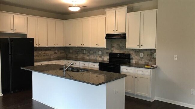 Foto del edificio - 191 Daisy Cir