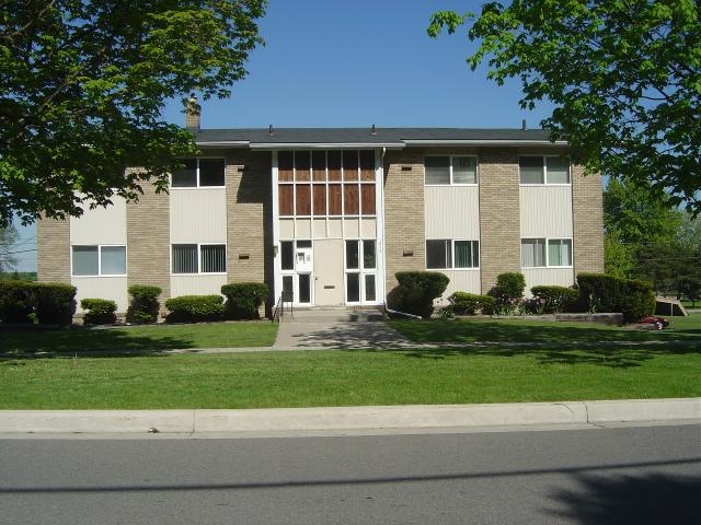 Primary Photo - Legacy on Riverside