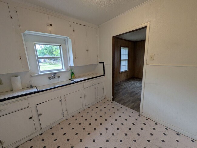 Foto del edificio - 2125 Earl St