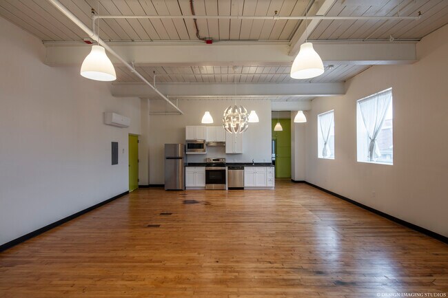 Foto del edificio - 345 Taunton Ave