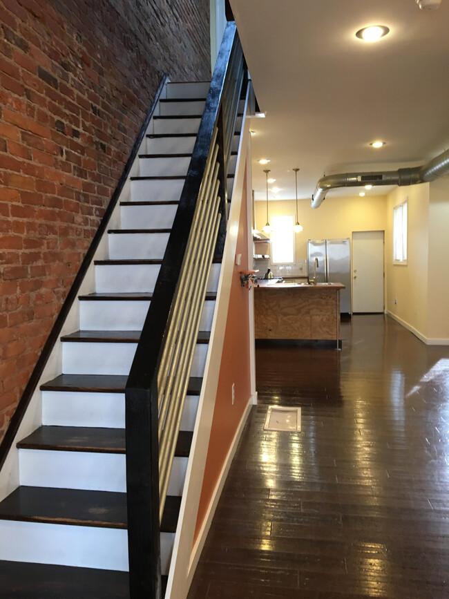 Building Photo - 4838 Brown Street
