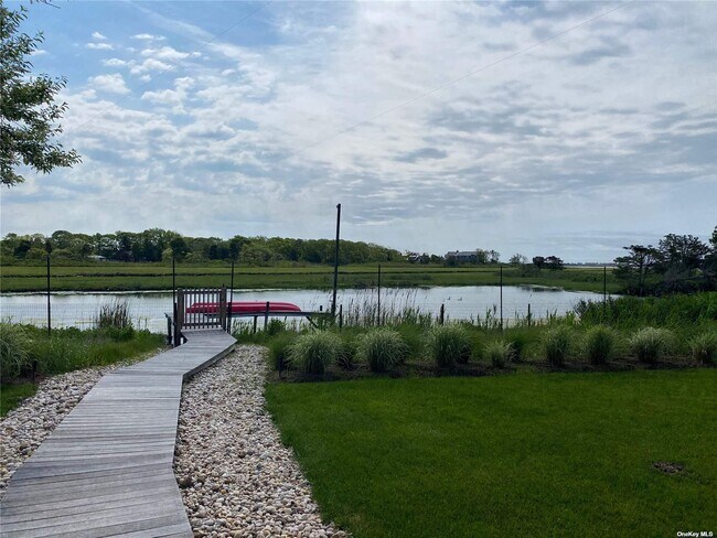 Foto del edificio - 30 Tanners Neck Ln
