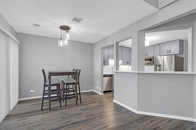 Foto del edificio - 730 Hamilton Ct