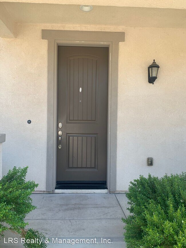 Foto del edificio - 3 br, 2.5 bath House - 20030 Dampa Ln.