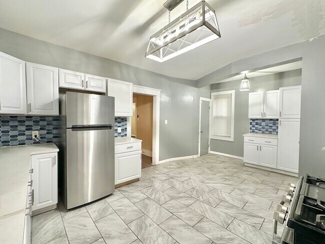 Foto del edificio - 519 S River St