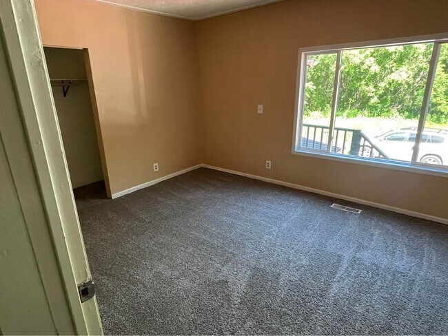 Foto del edificio - 1394 208th St