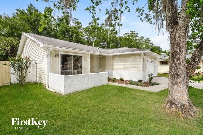 Foto del edificio - 3228 Curry Woods Cir