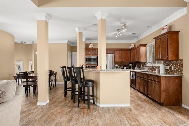 Foto del edificio - 6108 Cape Coral Dr