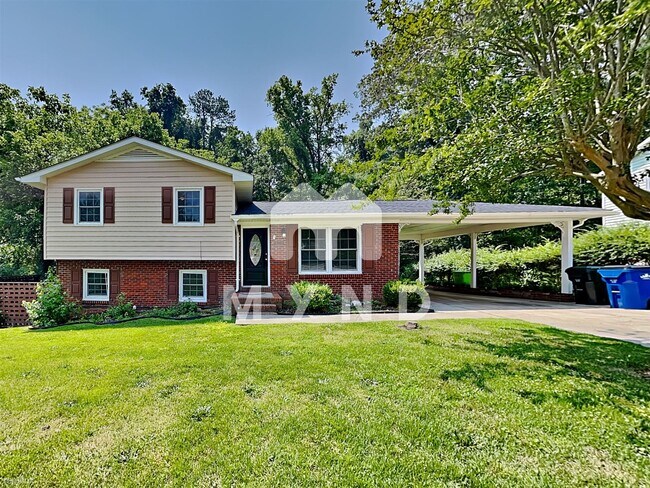 Building Photo - 3 br, 2 bath House - 2901 Newark Dr