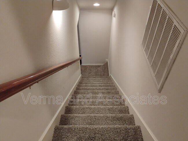 Foto del edificio - 3003 SW Deerfield Blvd