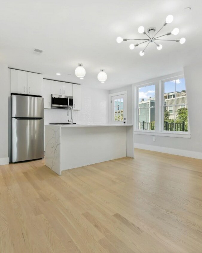 Foto principal - 227 Princeton St