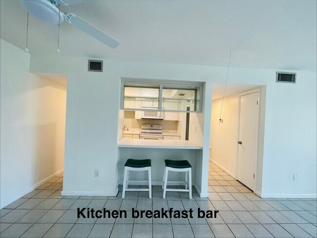Foto del edificio - 850 S Village Dr