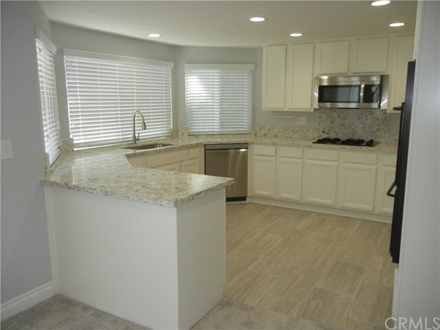 Building Photo - 726 Whitewing Ln