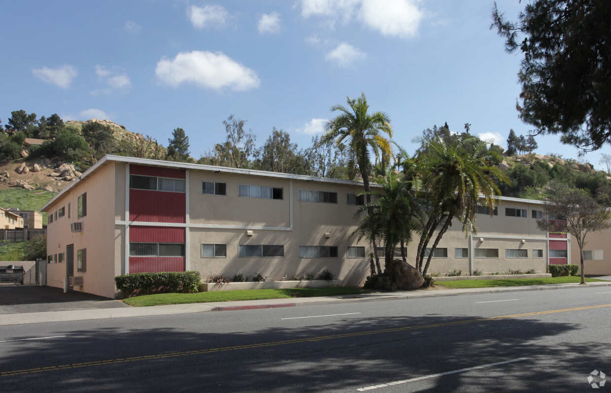 Building Photo - Riverside Apartments