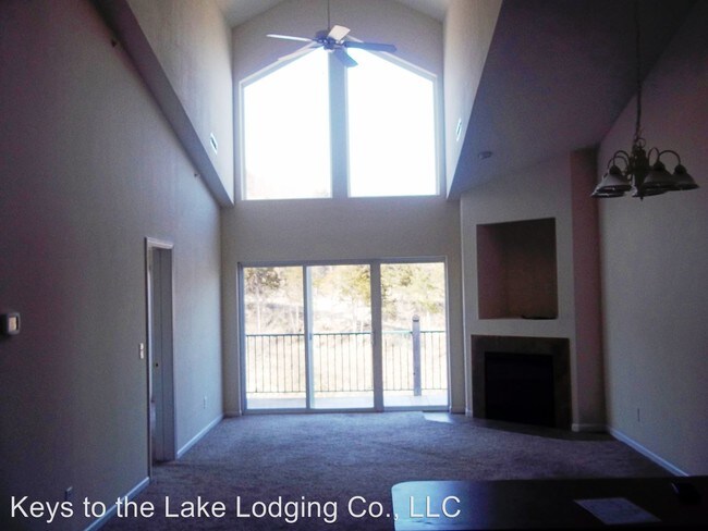 Building Photo - 464 Cedar Heights Dr
