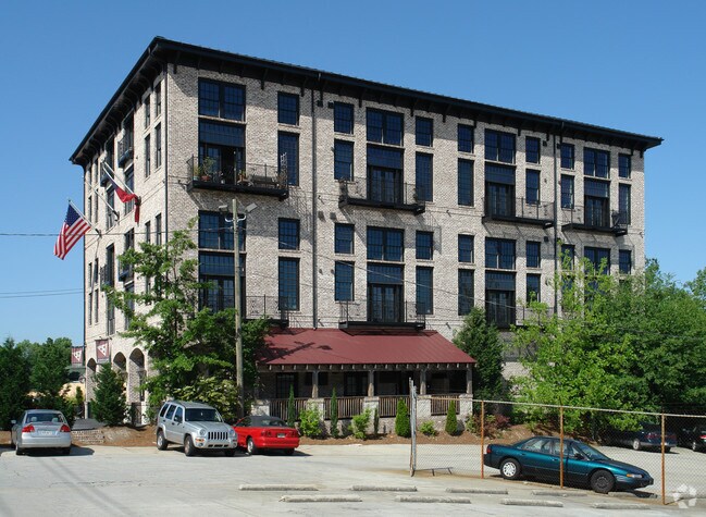 Building Photo - 5434 Peachtree Rd