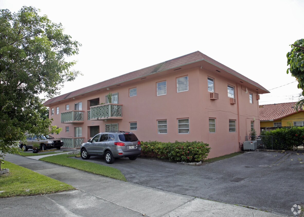 Foto del edificio - 1500 SW 66th Ct