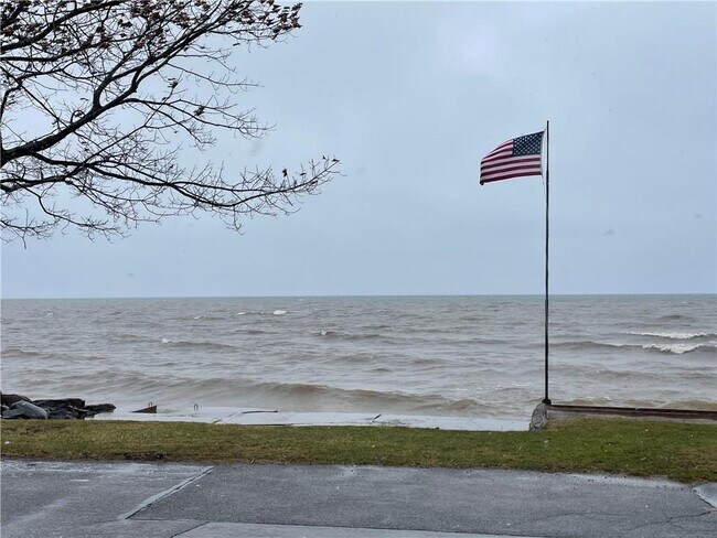 Foto del edificio - 150 Ontario Blvd
