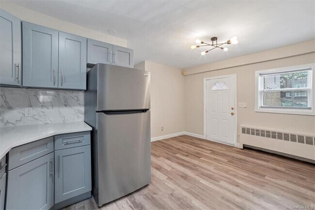 Foto del edificio - 31 Waring Pl