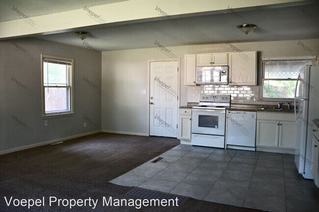Building Photo - 3 br, 2 bath House - 9505 Belmont Ave