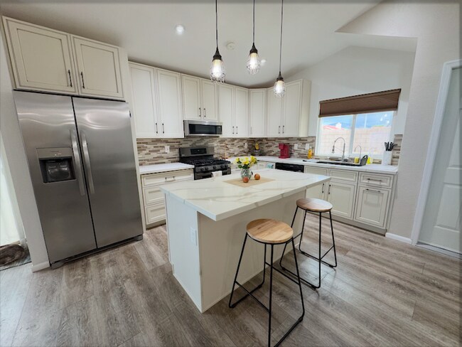 Foto del edificio - 37029 Dawson Dr