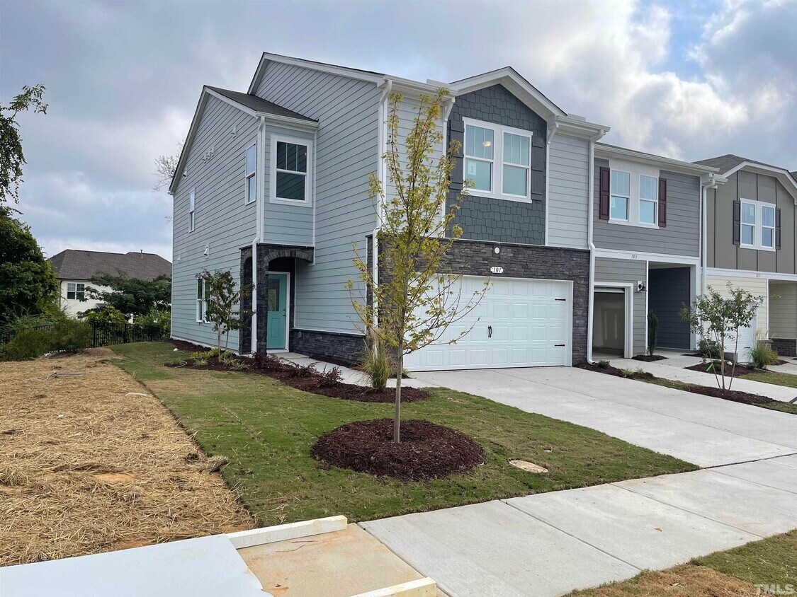 101 Joneshaven Dr, Fuquay Varina, NC 27526 Townhome Rentals in Fuquay