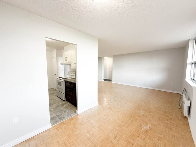 Photo du bâtiment - 901 Lasalle Blvd