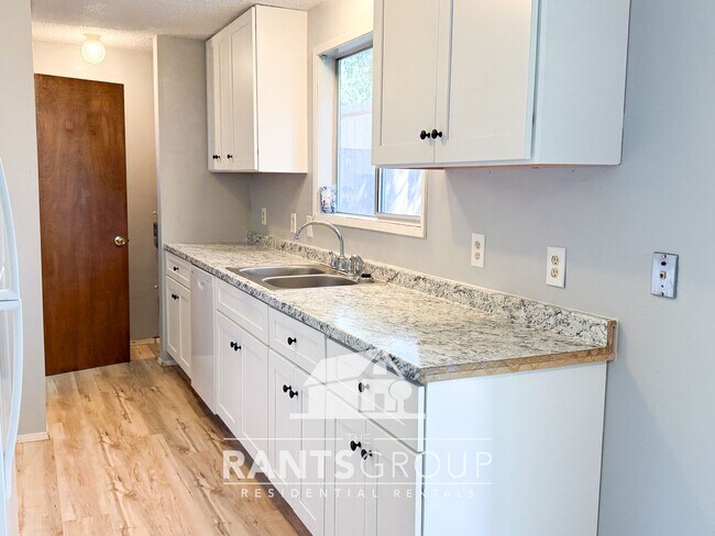 Foto del edificio - 1331 Union Mills Rd SE