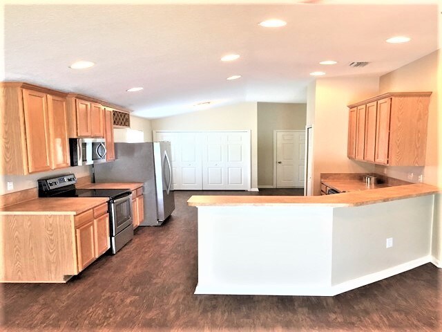 Foto del edificio - 2383 Creekfront Drive