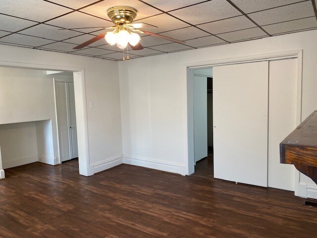 Living room with entry on left - 364 Ohio Ave