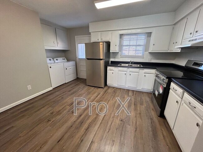 Foto del edificio - 740 N 6th St