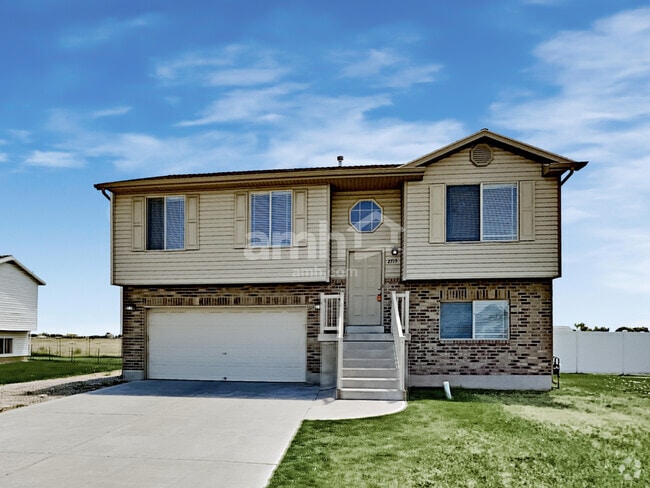 Building Photo - 2715 W 2300 S